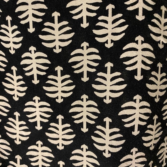 Old Navy Aztec Design Mini-Dress - Picture 4 of 6